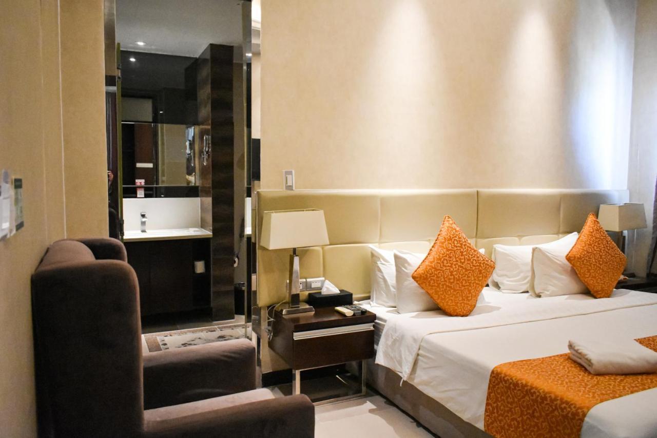 Mg Grand Hotel โอลองกาโป ภายนอก รูปภาพ